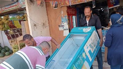 ضبط مركبات توك توك مخبأة داخل جراحات بهضبة الأهرام | صور