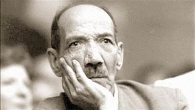 الذكرى الـ41 لرحيل شاعر الشباب أحمد رامي.. أم كلثوم غنت له هذه القصيدة بدون علمه