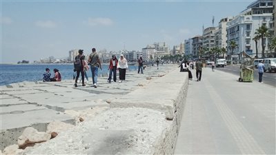 إنقاذ طفل وإصابة شخص فى مهمة للسياحة والمصايف بالاسكندرية