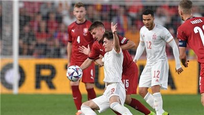 إسبانيا تتعادل بصعوبة مع التشيك 2/2 في دوري الأمم الأوروبية