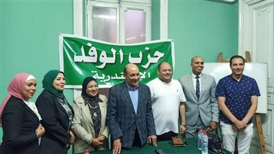 وفد الإسكندرية يكرم الفائزين بالنقابات العمالية