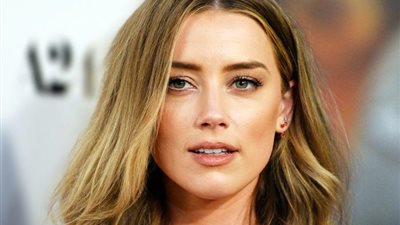 نادي تعري في لاس فيجاس يقدّم عرض بـ 10 ملايين دولار لـ آمبر هيرد