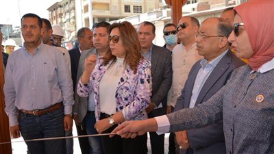 وزير التنمية المحلية ومحافظ دمياط يفتتحان طريق الدكتور مشرفة