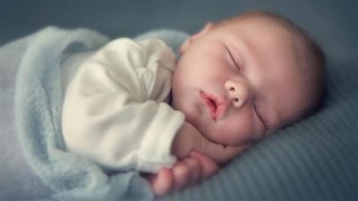 تفسير حلم الولد الجميل في المنام وعلاقته بـ طيبة القلب ومساعدة المحتاجين