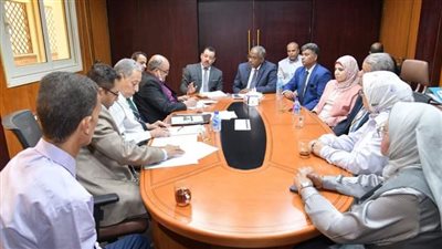 جامعة الوادي الجديد تستقبل لجنة القطاع الطبي