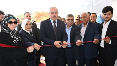 افتتاح أعمال التطوير بشبكة المعلومات في جامعة قناة السويس| صور