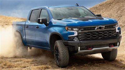 جنرال موتورز تجرب شاحناتها البيك آب الجديدة في الإمارات 