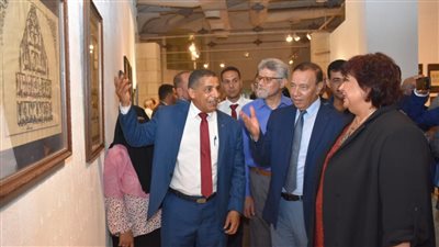 وزيرة الثقافة تفتتح الدورة السابعة لملتقى القاهرة الدولى لفنون الخط العربي