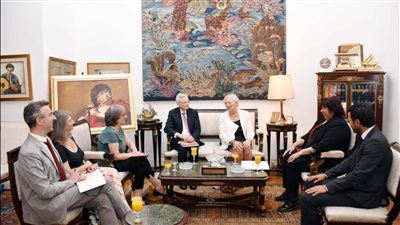 وزيرة الثقافة تستقبل وفدا فرنسيا لبحث دعم وتعزيز الشراكة |صور 