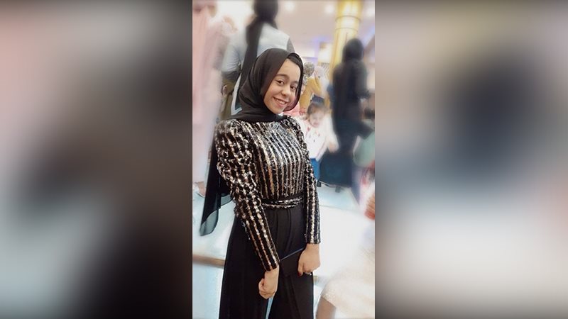 الطالبة نيرة مصطفى