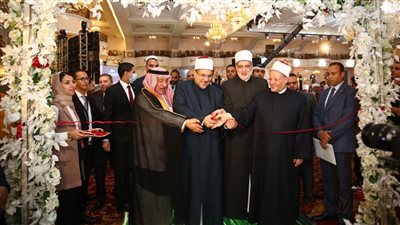 المفتي يفتتح معرض 