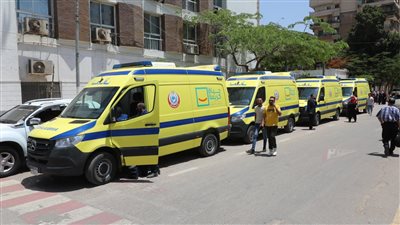 محافظ المنوفية يشهد اصطفاف 4 سيارات إسعاف لتوزيعها على قرى حياة كريمة