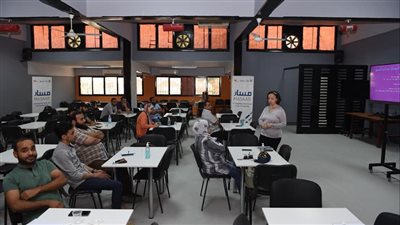 جامعة سوهاج تختتم دورتها التدريبية عن أساسيات التسويق على وسائل التواصل الاجتماعي