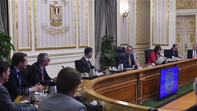 رئيس الوزراء يلتقي مجموعة من ممثلي كبرى صناديق الاستثمار العالمية