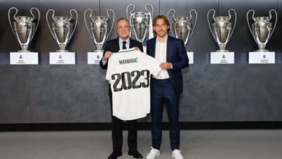 رسميا.. ريال مدريد يجدد عقد مودريتش حتى 2023