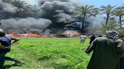 اندلاع حريق هائل في عدد من منازل قرية بقنا