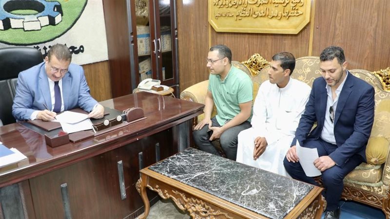 محافظ المنوفية خلال