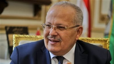 الخشت يهنئ علماء جامعة القاهرة وخريجيها الفائزين بجوائز الدولة