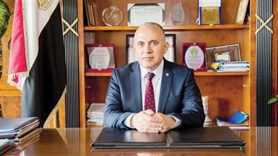 عبد العاطى يلتقى عددًا من الوزراء وكبار مسئولي المياه على هامش مؤتمر دوشانبي