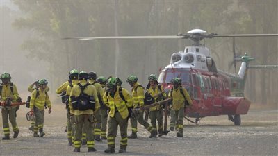  إجلاء آلاف الأشخاص خوفا من خطر حريق الغابات في إسبانيا