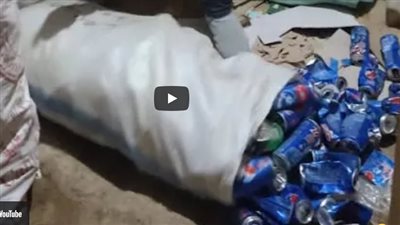 ضبط مخازن لتجميع وفرز النفايات وسط الكتلة السكنية بحدائق الأهرام | فيديو