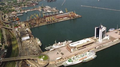 رئيس الاتحاد الأفريقي يناشد أوكرانيا: انزعوا الألغام من ميناء أوديسا شعوبنا ستموت جوعا