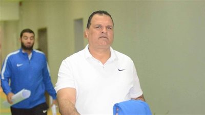 منتخب السويس يوجه الشكر لنبيل محمود بعد تراجع النتائج