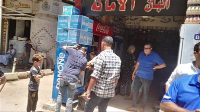 إزالة 154 حالة إشغال وإغلاق 3 مقاهي مخالفة في حملة ببولاق الدكرور | صور