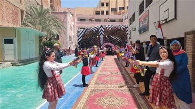 وكيل تعليم الدقهلية يشهد حفل ختام الأنشطة ويكرم أوائل الإعدادية 