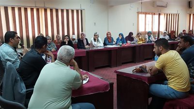 القوى العاملة تنفذ دورة التسويق الإلكتروني لـ 40 من شباب سوهاج 