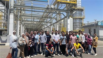 زيارة ميدانية من طلاب جامعة المنصورة لإحدى شركات البترول 