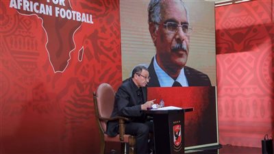 الخطيب: لا أملك سوى الابتسامة للتعليق على تصريحات وليد العطار 