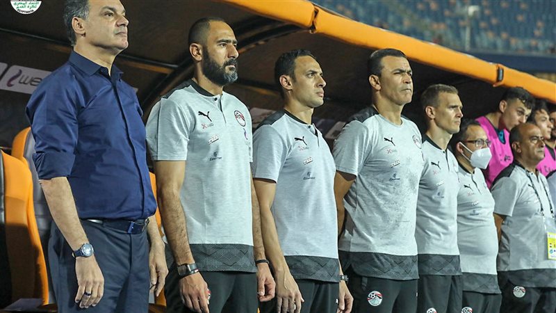 الجهاز الفني لمنتخب