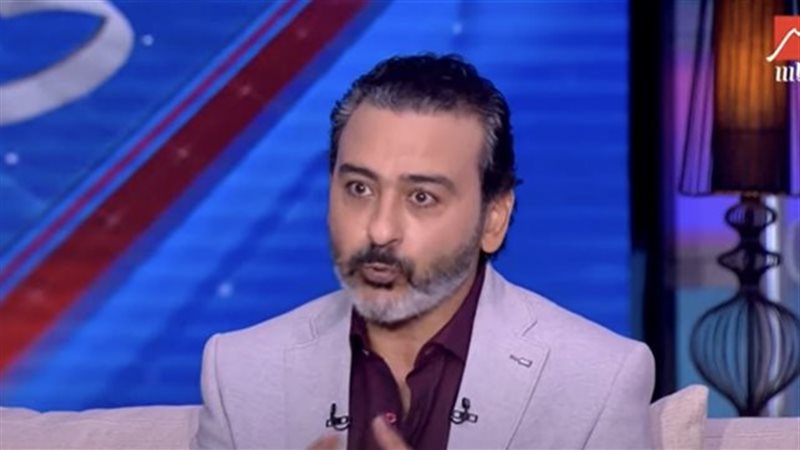 الفنان أحمد عزمي