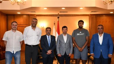 تفاصيل انضمام أدهم إليدا لاعب كندى من أصول مصرية لمنتخب السلة