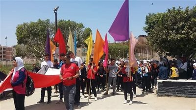 تقديرا لجهودها.. طلاب أسنان بالمنيا تنظم ممر شرفي لأستاذة الفسيولوجي | فيديو