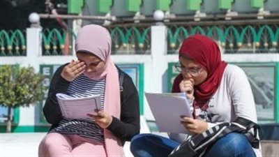 لطلاب الثانوية العامة 2022.. مراجعة مادة الكيمياء باللغة الإنجليزية 