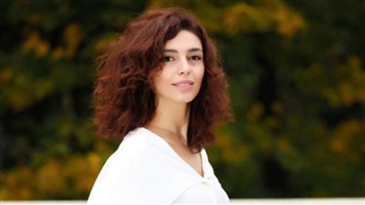 بسبب تغريدة ضد النظام.. استبعاد ممثلة تركية من مسلسل ألب أرسلان