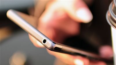 تفريغ هاتف عامل متهم بتصوير السيدات داخل غرفة تغيير الملابس في مصر الجديدة