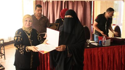 تكريم المحالين للمعاش من أعضاء هيئة التمريض في بورسعيد