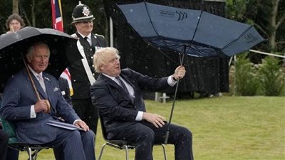  ابق بعيدا عن السياسة.. صراع بين ولي العهد والحكومة في بريطانيا