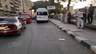 انتشال جثة طالب جامعي قفز من أعلى كوبري المحافظة بالشرقية|صور