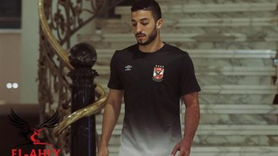 فحص طبي لمحمد عبد المنعم 