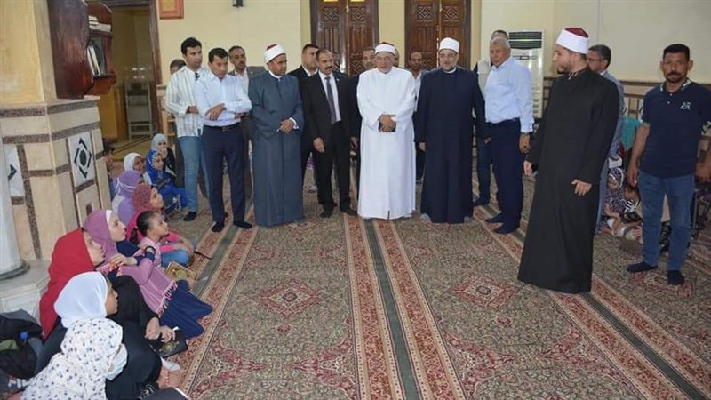 َوزير الأوقاف يتفقد