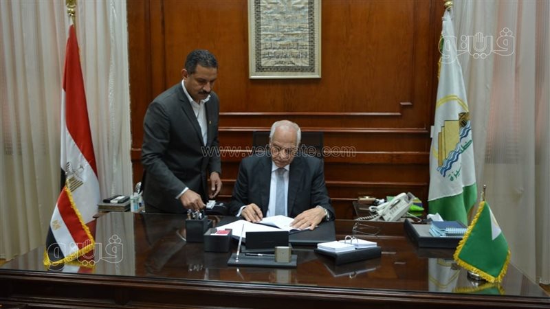 محافظ الجيزة ومدير
