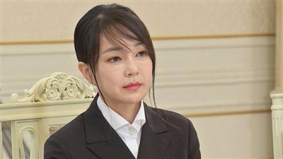 غير مفيدة للصحة.. زوجة رئيس كوريا الجنوبية تدعو زوجها لمنع أكل لحم الكلاب