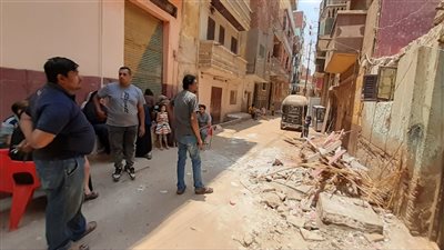 تفاصيل مأساوية في انهيار منزل ومصرع طفلة بالغربية | فيديو وصور
