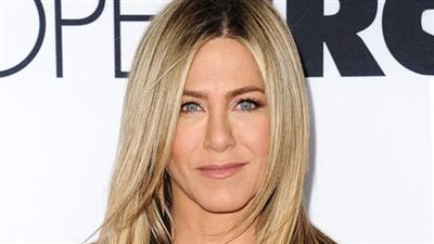 جينيفر انيستون تفاجئ جمهورها بسر عن مسلسل 'Friends'|صور