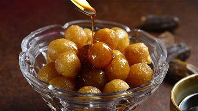 بأقل التكاليف.. طريقة عمل لقمة القاضي زي المحلات