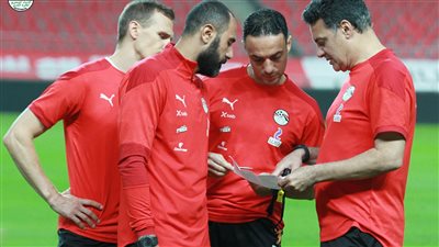 كواليس جلسة خالد الدرندلي مع إيهاب جلال قبل مواجهة كوريا الجنوبية